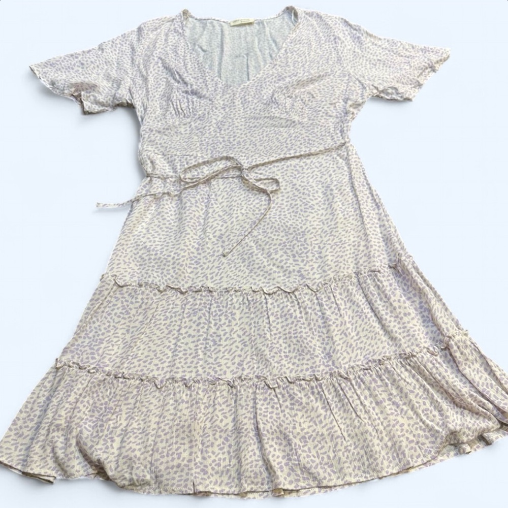 Lovestitch Size Large white + purple leopard print tiered dress